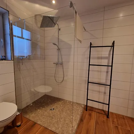 Seehaus Westufer Walchum